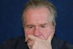 thinking sad man-578909_1920